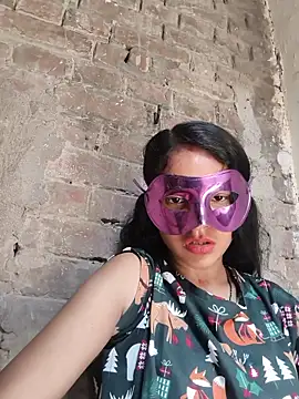 Hot Mahira69 online show from June 4, 8:31 am