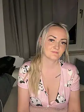 Alex-Blond online show from June 17, 7:59 pm