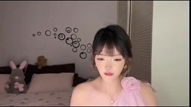 sixliuliuliu online show from June 5, 10:10 am