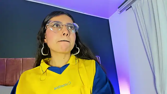 Snapshot of Violeta_muns chatting on June 17, 5:47 pm Violeta muns online show from June 17, 5:47 pm