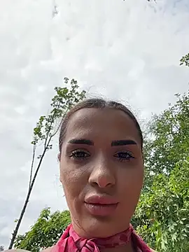Snapshot of chloenyx chatting on July 2, 12:55 pm chloenyx online show from July 2, 12:55 pm