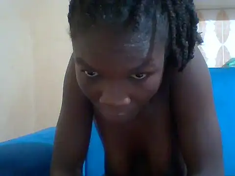 Snapshot of Skylark612 chatting on June 18, 4:13 am Skylark612 online show from June 18, 4:13 am