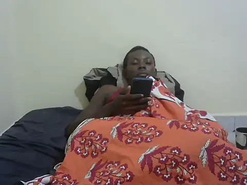 Snapshot of cute_avy0 chatting on June 22, 3:47 am cute avy0 online show from June 22, 3:47 am