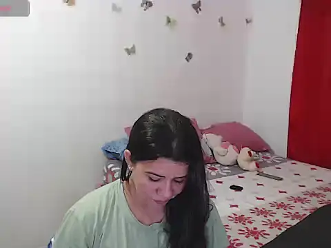 Snapshot of Caliente_in_passion chatting on June 27, 4:28 am Caliente in passion online show from June 27, 4:28 am