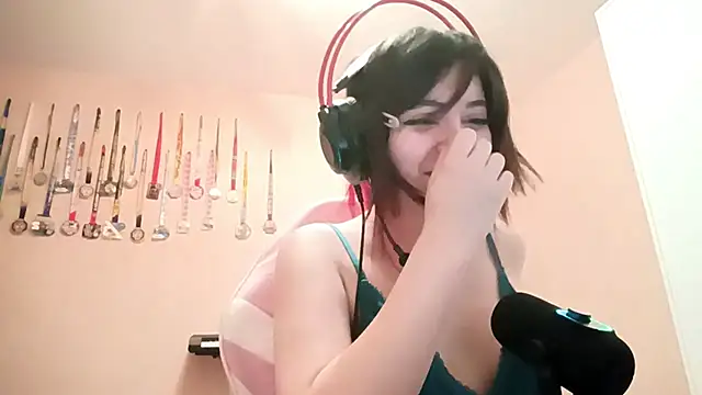 Snapshot of bunnyhoneylovehands chatting on June 29, 9:37 pm bunnyhoneylovehands online show from June 29, 9:37 pm