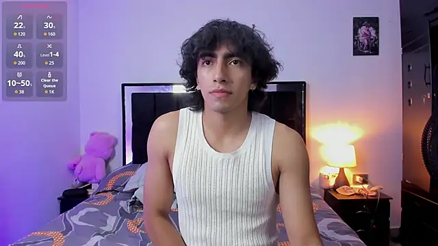 Snapshot of Shy_Mateo chatting on May 30, 11:24 pm Shy Mateo online show from May 30, 11:24 pm
