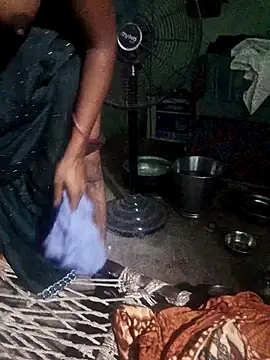 desiwife123coupl online show from June 16, 5:26 pm