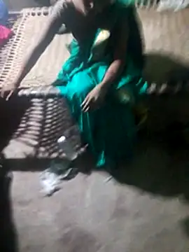 desiwife123coupl online show from June 26, 5:06 pm