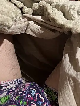 Pierre20cm21ans online show from June 2, 8:11 pm