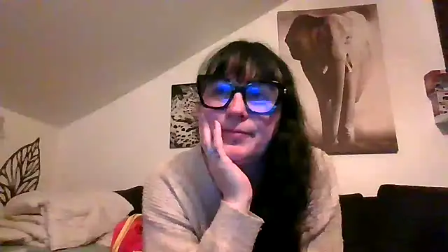 sexujuly88 online show from February 12, 9:54 pm