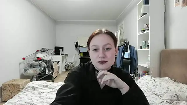 Snapshot of LoiseLovetto chatting on June 25, 6:01 pm LoiseLovetto online show from June 25, 6:01 pm