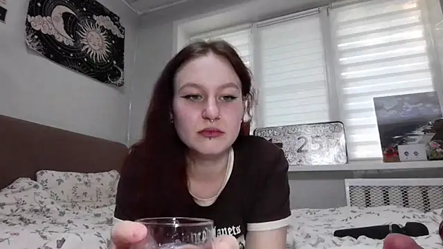 Snapshot of LoiseLovetto chatting on July 31, 3:55 pm LoiseLovetto online show from July 31, 3:55 pm
