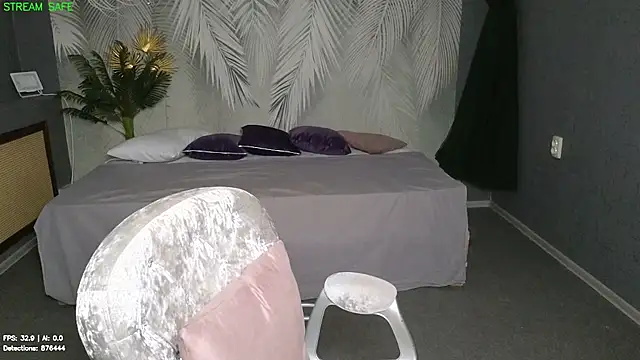 Snapshot of Nola_Nurse chatting on July 21, 2:19 pm Nola Nurse online show from July 21, 2:19 pm