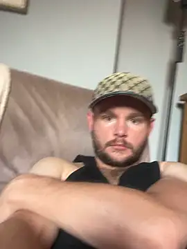 Snapshot of Ronnie153 chatting on July 20, 6:06 am Ronnie153 online show from July 20, 6:06 am