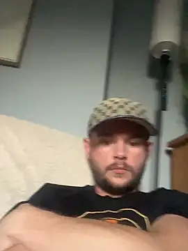 Snapshot of Ronnie153 chatting on July 21, 4:59 am Ronnie153 online show from July 21, 4:59 am