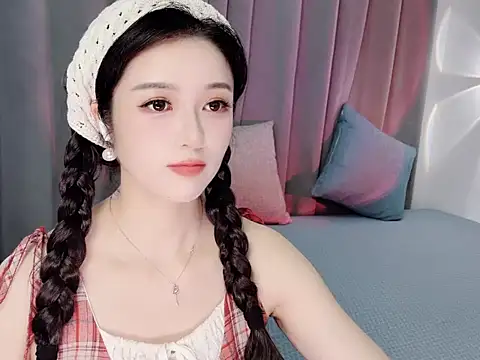 Momo-Wow online show from June 4, 6:19 am