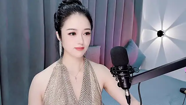 Momo-Wow online show from July 19, 5:22 am