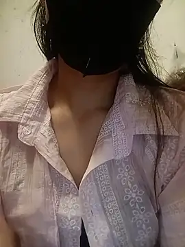 Snapshot of assurl-love chatting on June 3, 5:07 pm assurl-love online show from June 3, 5:07 pm