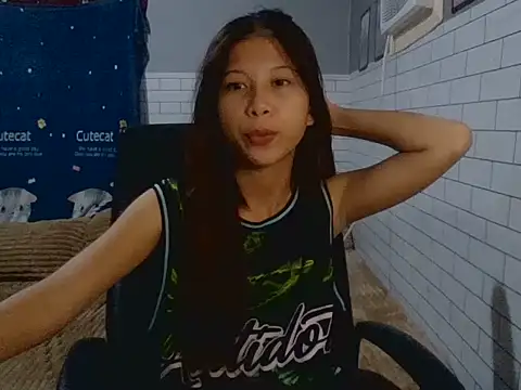 Freshxxcherryxoxo online show from June 4, 10:32 am