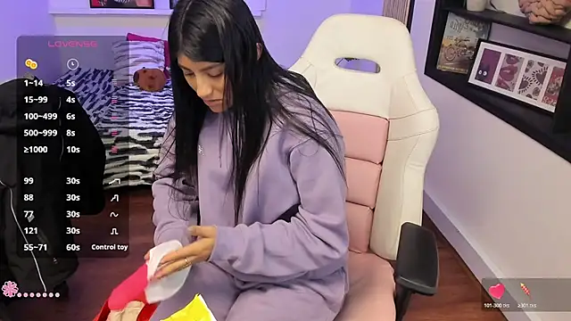 Hailey Adams online show from July 20, 11:23 am