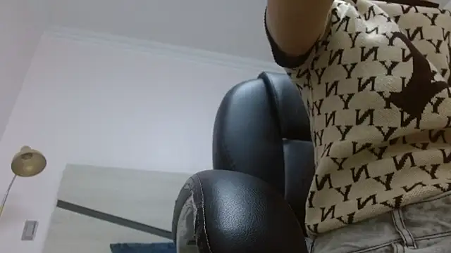 amara sanchez online show from July 9, 1:26 pm
