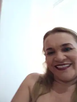 Snapshot of Sara_hilton02 chatting on June 10, 1:32 pm Sara hilton02 online show from June 10, 1:32 pm