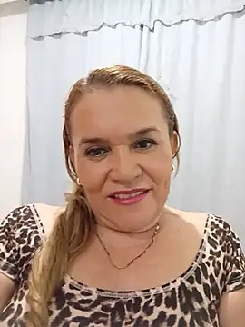 Snapshot of Sara_hilton02 chatting on June 29, 11:49 pm Sara hilton02 online show from June 29, 11:49 pm