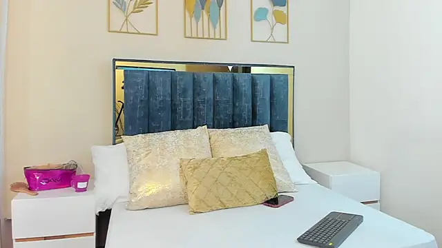 martinc aria online show from July 10, 11:57 am