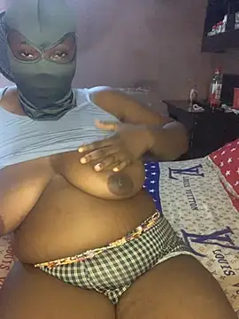 Snapshot of BBW_LESBIAN_FREAK chatting on July 9, 5:28 pm BBW LESBIAN FREAK online show from July 9, 5:28 pm