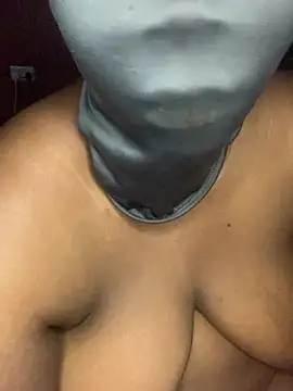 Snapshot of BBW_LESBIAN_FREAK chatting on July 27, 3:52 pm BBW LESBIAN FREAK online show from July 27, 3:52 pm