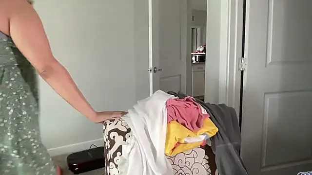 maddiliz online show from September 25, 4:00 pm