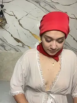 Snapshot of Sahaara chatting on July 8, 7:29 pm Sahaara online show from July 8, 7:29 pm