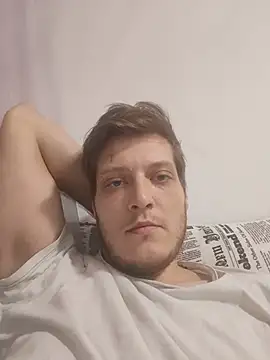 Snapshot of Testicle_Torture chatting on July 22, 10:45 pm Testicle Torture online show from July 22, 10:45 pm
