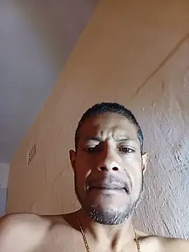 hornyman69123 online show from July 26, 7:43 pm
