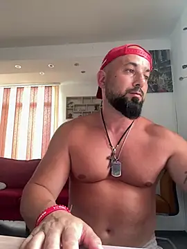 Snapshot of aviaboy chatting on July 3, 12:00 pm aviaboy online show from July 3, 12:00 pm