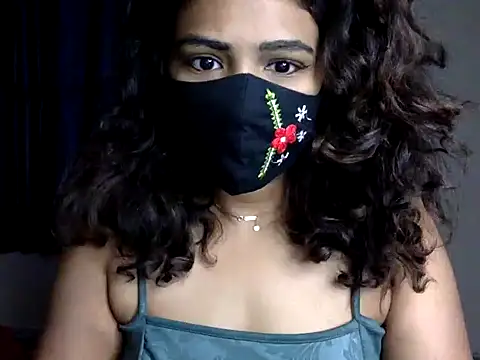 Snapshot of Nisha-moon chatting on June 29, 6:30 am Nisha-moon online show from June 29, 6:30 am