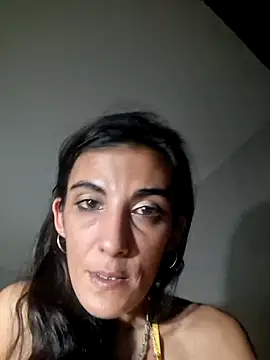 Snapshot of safadinha215 chatting on June 20, 7:55 am safadinha215 online show from June 20, 7:55 am