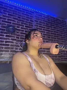 emma bdsm  online show from June 4, 5:02 am