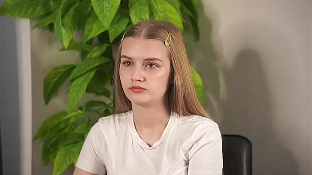 BethanyBruchey online show from June 4, 9:15 am