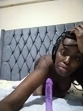 Snapshot of kendy_sexy chatting on June 11, 12:32 am kendy sexy online show from June 11, 12:32 am