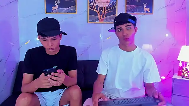 sweet boyhot online show from June 26, 10:36 pm