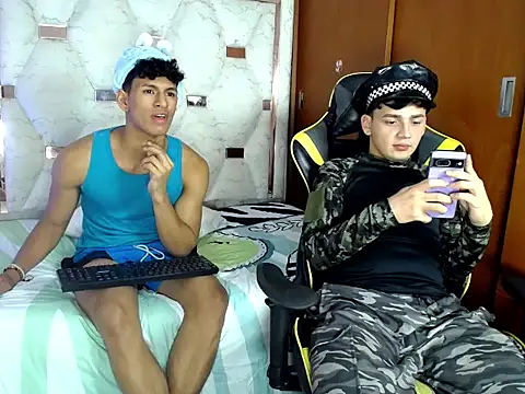Golds boy duo online show from June 3, 4:15 am