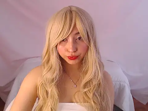 Snapshot of Han_Minji chatting on July 13, 6:55 pm Han Minji online show from July 13, 6:55 pm