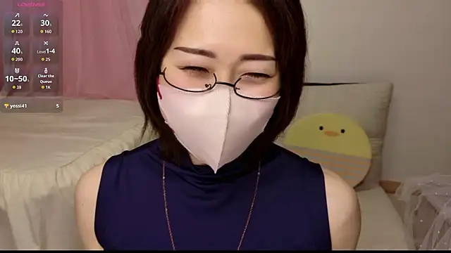 Snapshot of Momo_hip chatting on July 8, 11:04 am Momo hip online show from July 8, 11:04 am