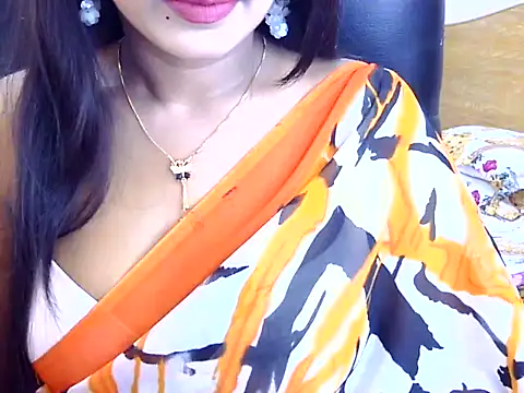 Noor Zarin27 online show from July 11, 7:16 pm
