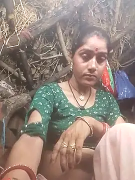 Snapshot of Hot_Radhaji1 chatting on July 2, 8:26 pm Hot Radhaji1 online show from July 2, 8:26 pm