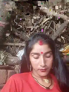 Snapshot of Hot_Radhaji1 chatting on July 4, 4:24 pm Hot Radhaji1 online show from July 4, 4:24 pm