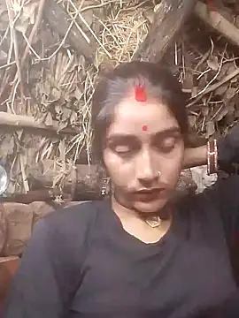 Snapshot of Hot_Radhaji1 chatting on July 6, 4:31 pm Hot Radhaji1 online show from July 6, 4:31 pm