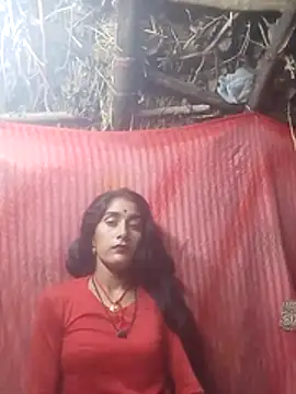 Snapshot of Hot_Radhaji1 chatting on August 5, 10:33 pm Hot Radhaji1 online show from August 5, 10:33 pm