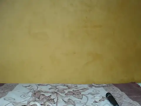 Snapshot of freakymelanin18xx chatting on June 11, 5:44 pm freakymelanin18xx online show from June 11, 5:44 pm